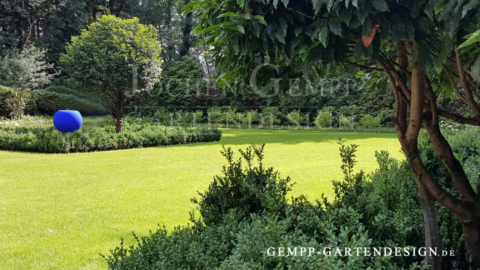 Parkähnlicher Garten Designgarten in Hamburg WohldorfOhlstedt