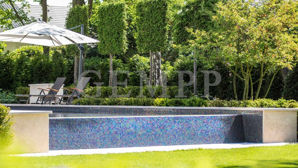 Moderne Gartengestaltung exklusives Gartendesign Pool