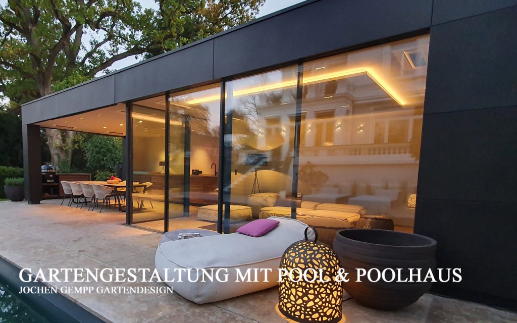 Modernes Designer Luxus Poolhaus