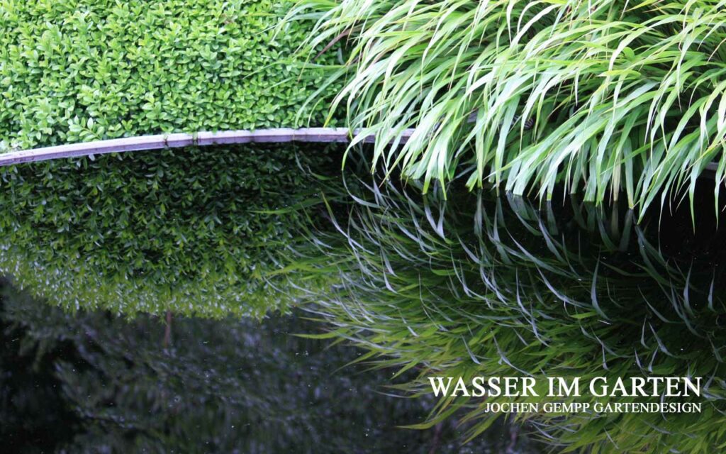 Wasser im Garten Bilder