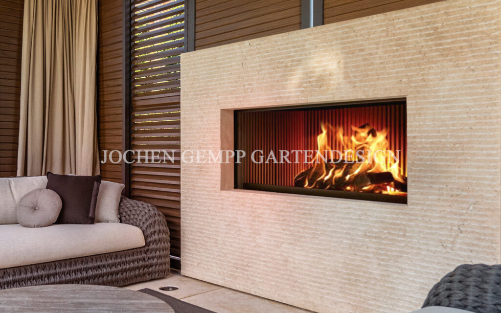 Offener Kamin im Garten